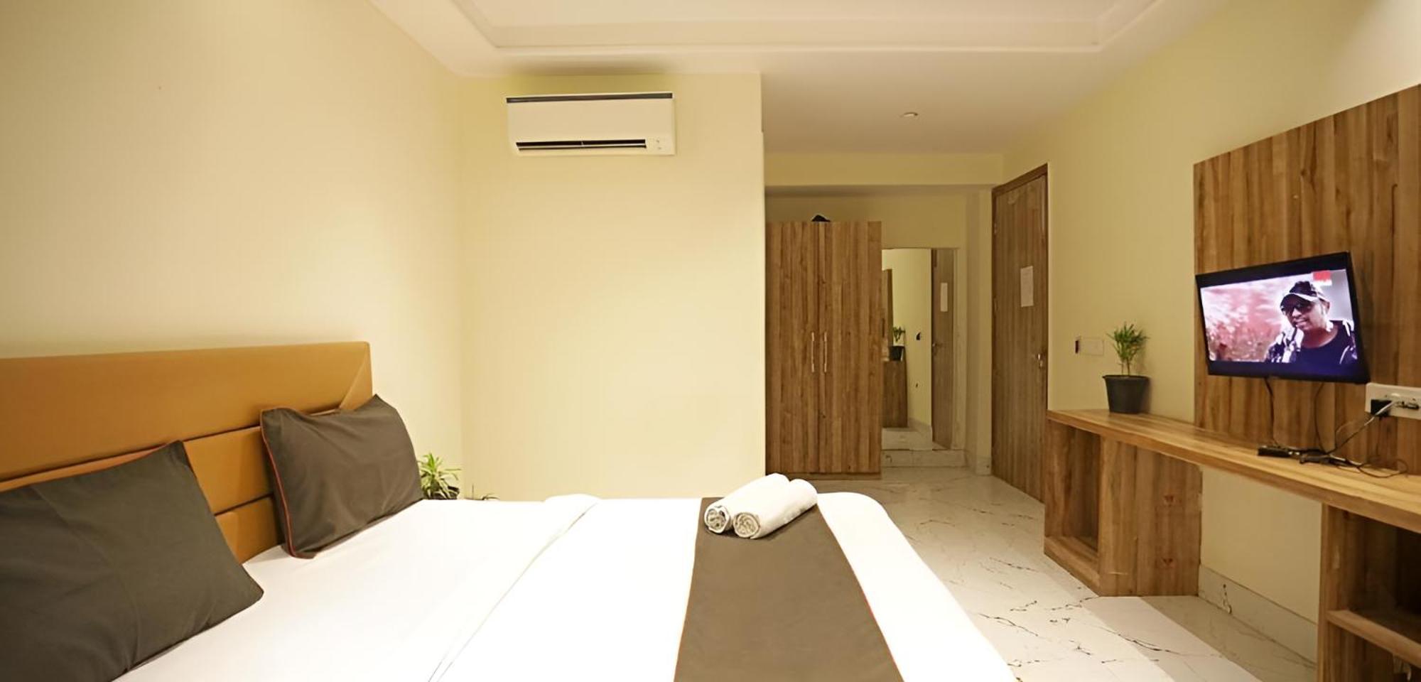 Goodluck House Near Terminal 3 Igi Airport Hotel New Delhi Eksteriør billede