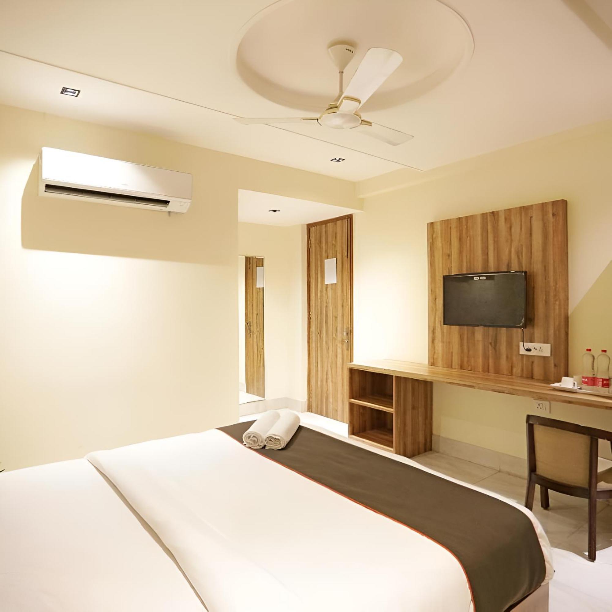 Goodluck House Near Terminal 3 Igi Airport Hotel New Delhi Eksteriør billede