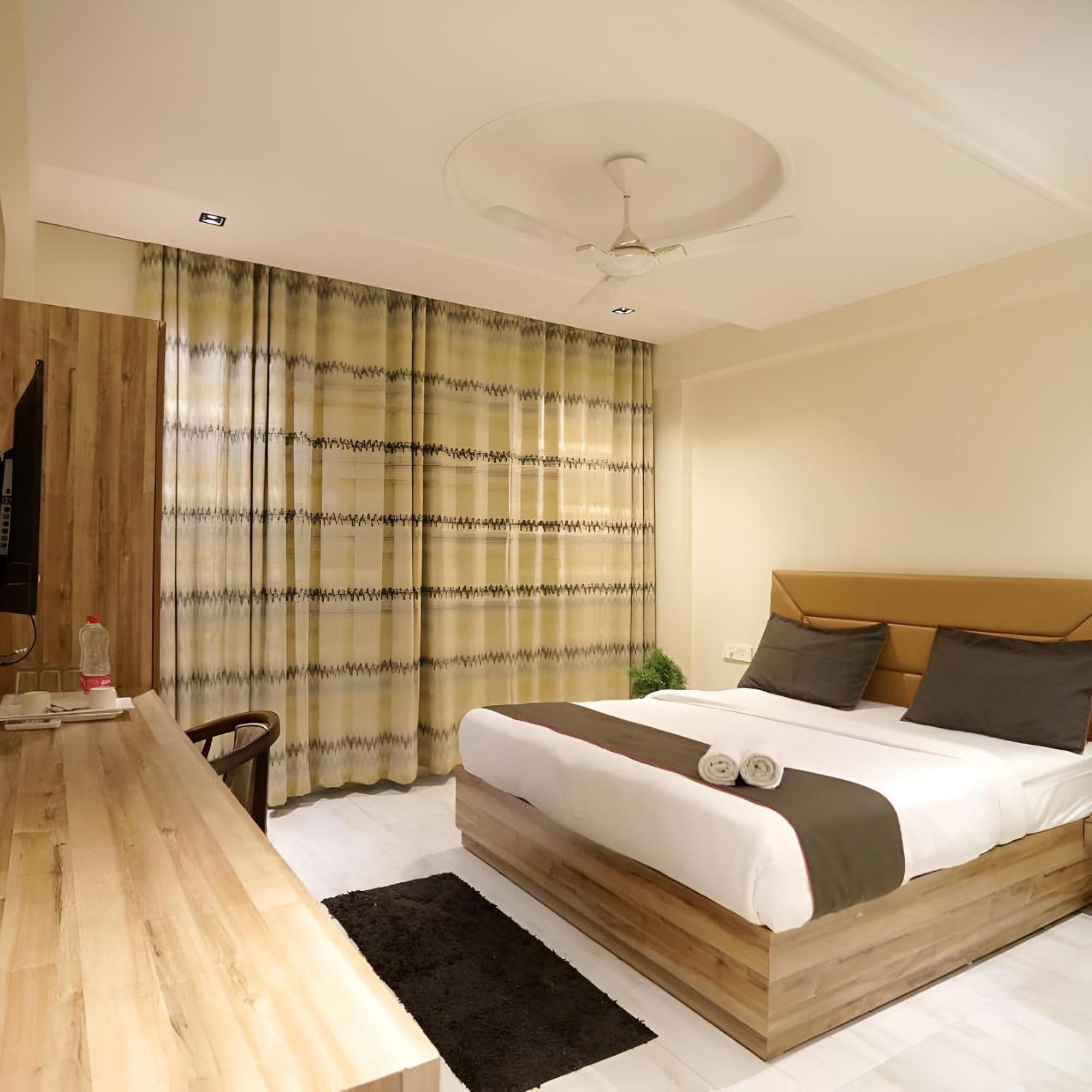 Goodluck House Near Terminal 3 Igi Airport Hotel New Delhi Eksteriør billede